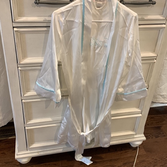 Bridal robe!!! - Picture 5 of 5